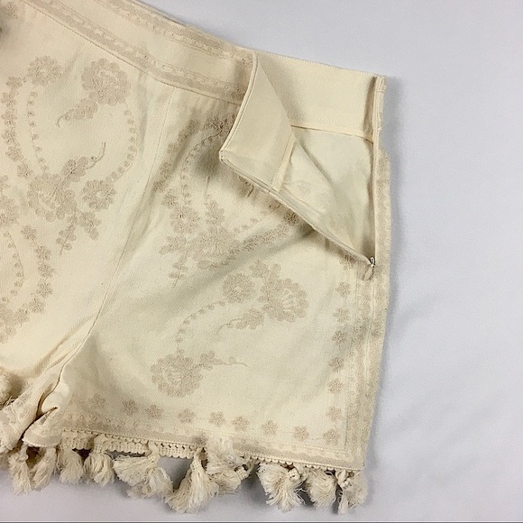 SOLD! Zara Ecru Tassel Shorts - Picture 6 of 8